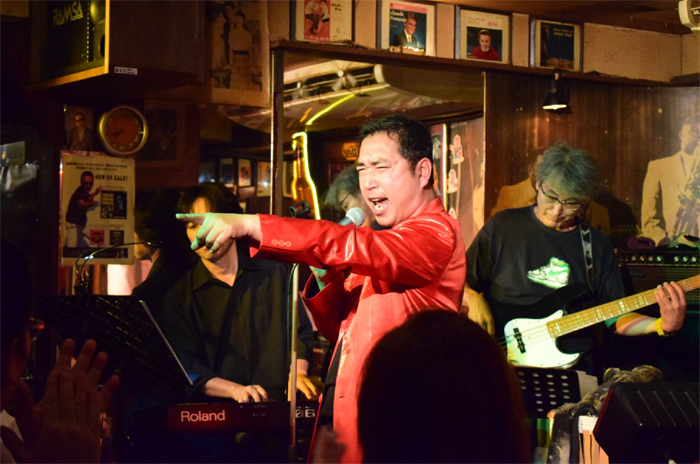 FRIDAY ライブ